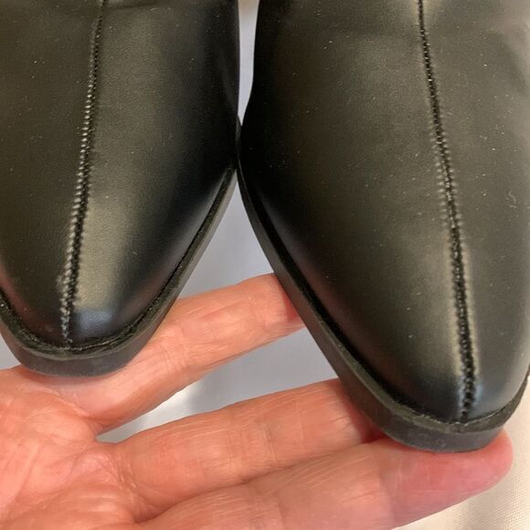True comfort foam size 12 black zippered booties NWOT - Picture 6 of 10